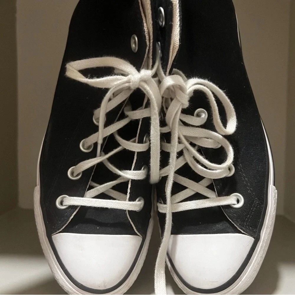 Converse Black High-Top Sneakers - Picture 5 of 6